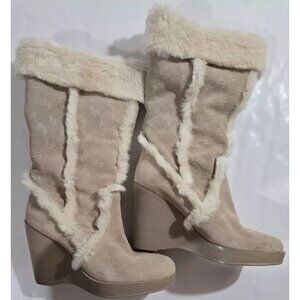 BCBG Women's Boots Snow, Fur, Wedge Beige and Ivory Size 8 - 9.5